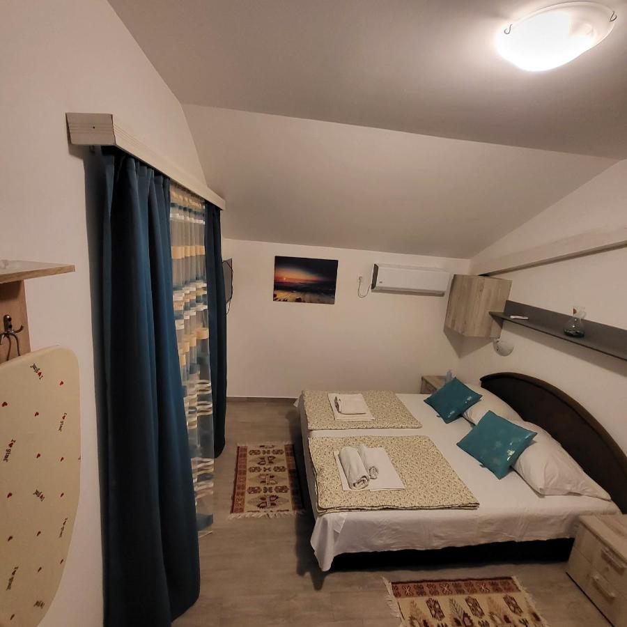 Apartmani Mia Sorajic Petrovac المظهر الخارجي الصورة